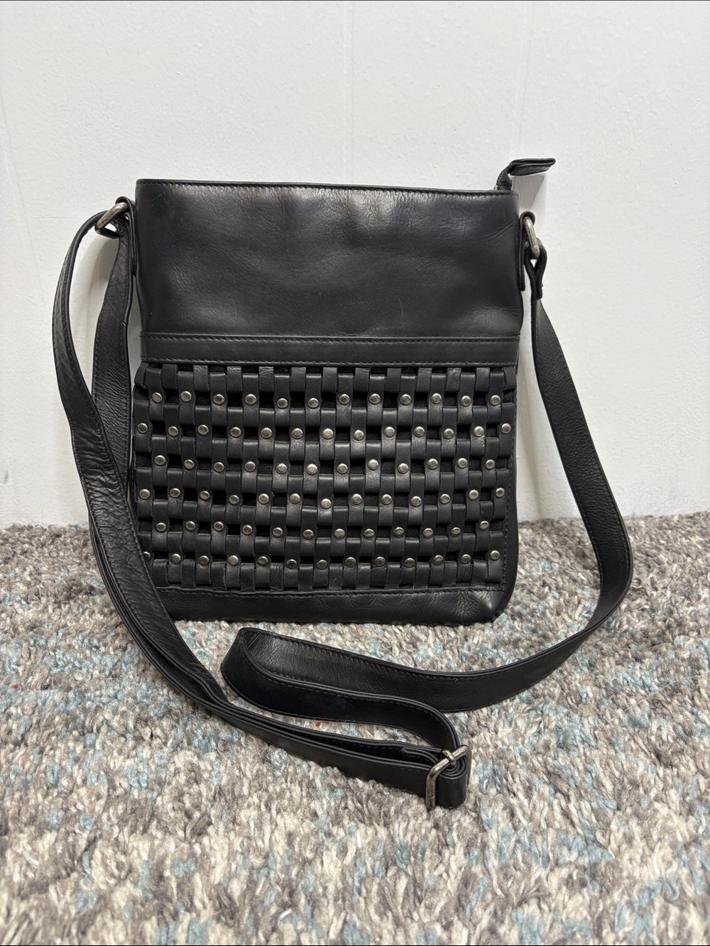 Rugged Earth Bag Womens Genuine Leather Studded Conceal Carry Crossbody Black